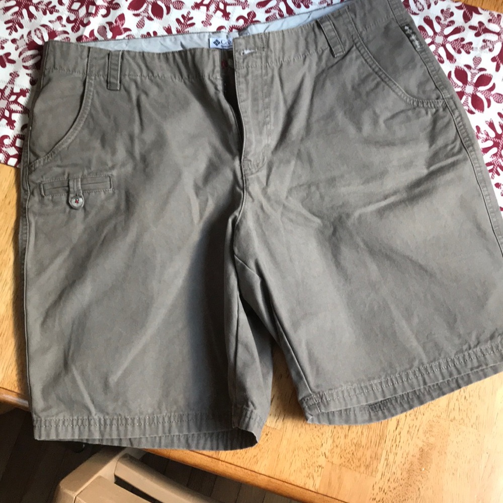 Columbia Army Green Shorts